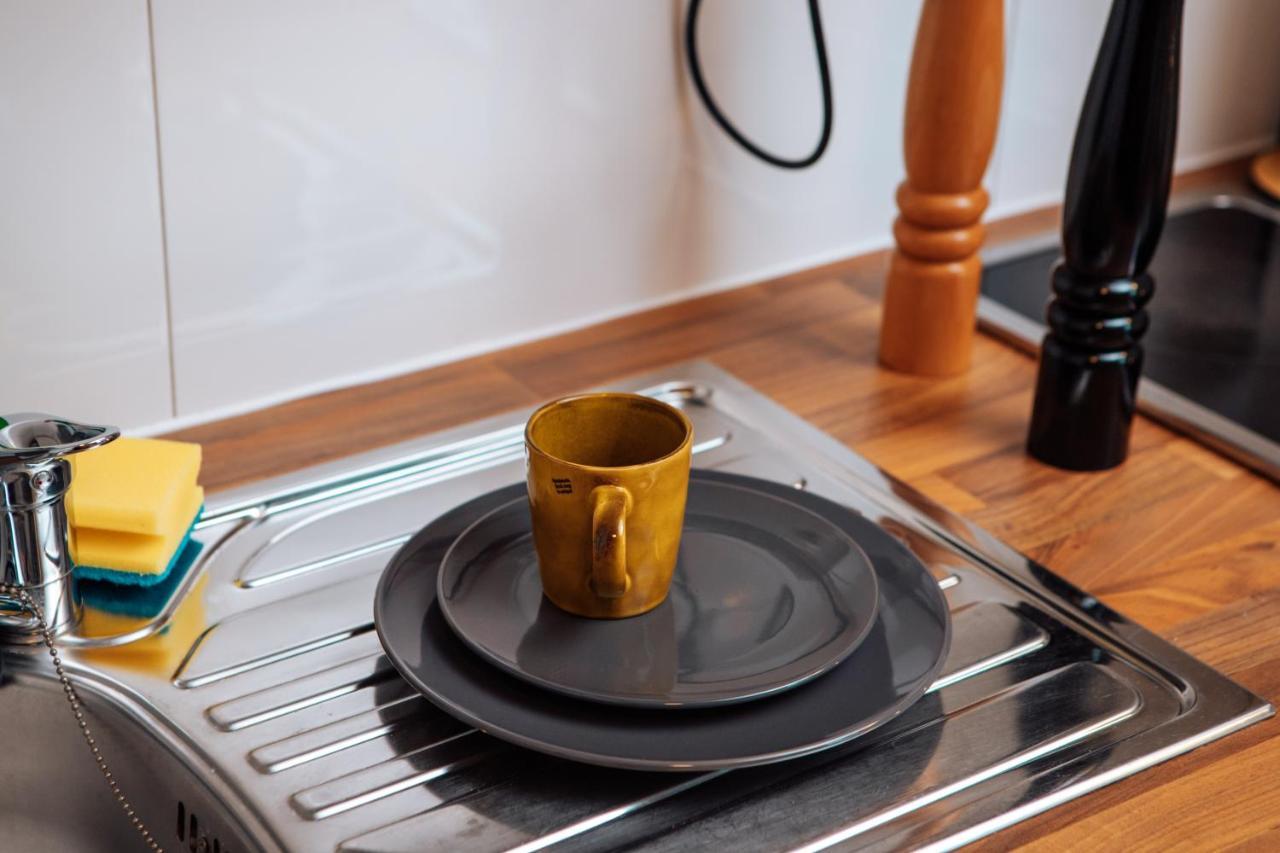 Central-Living Yellow - Wifi - Netflix - City Есен Екстериор снимка