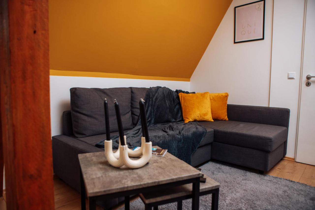 Central-Living Yellow - Wifi - Netflix - City Есен Екстериор снимка